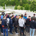 Učenici završnog razreda OŠ “Meša Selimović” obišli Memorijalni centar Potočari