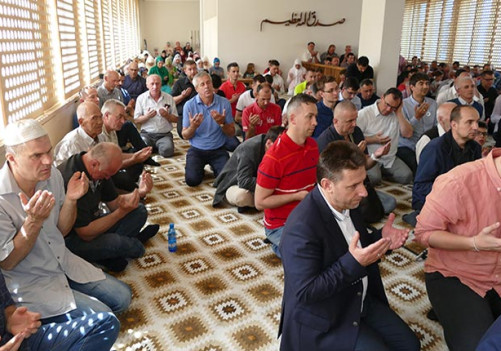 Reisu-l-ulema: Izaći na izbore i glasati za Srebrenicu